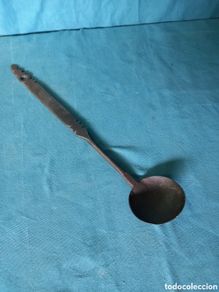 Antigüedades: Cuchara de hierro forjado, arte popular extremeño. S.XIX . Medidas 42,5cm